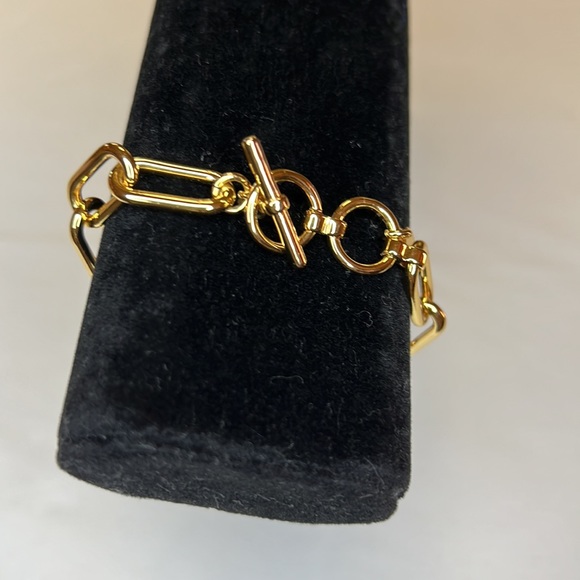 MK yellow gold chain Bracelet🤍🩶 - Picture 4 of 5